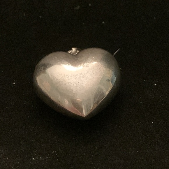 ♥️ Sale 3for$15! Three Heart Pendants Ceramic, Silver Tone, & (Maybe) Pewter. - Picture 7 of 7